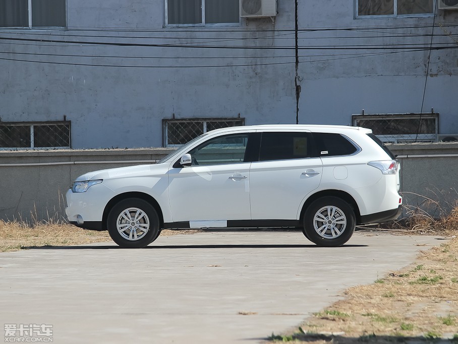 2013W{(ln)£M(jn)ڣ 2.0L (q)Ќ(do) 5