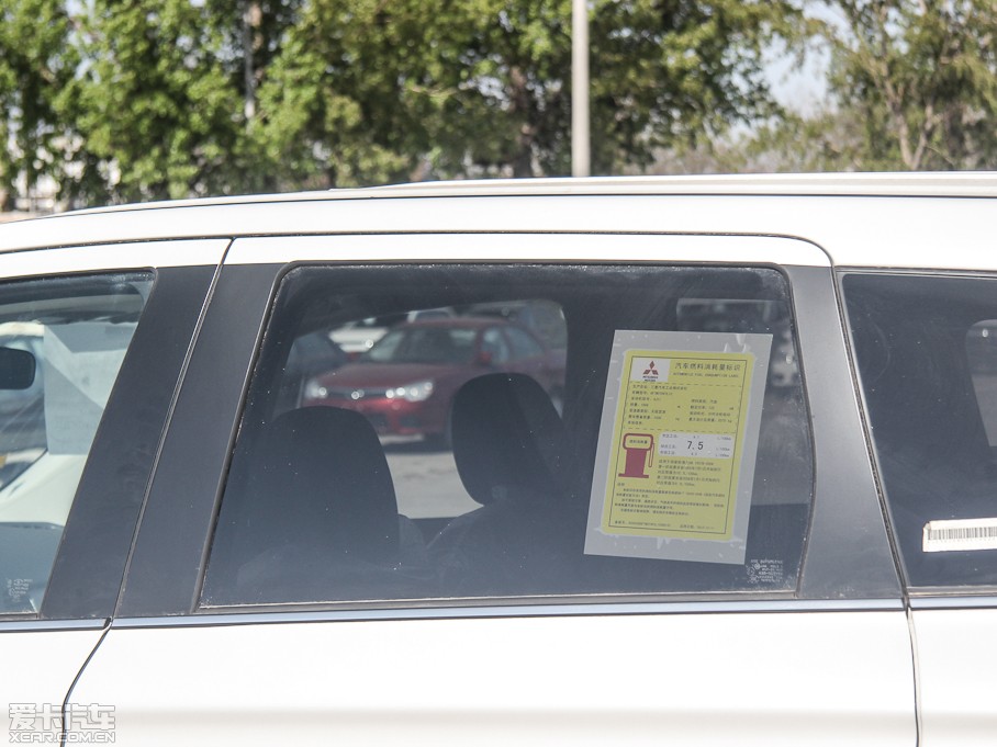 2013W{£Mڣ 2.0L 򌶼Ќ 5