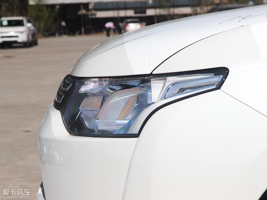 2013W{£Mڣ 2.0L 򌶼Ќ 5