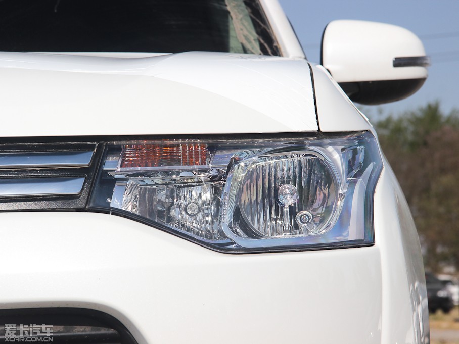 2013W{£Mڣ 2.0L 򌶼Ќ 5