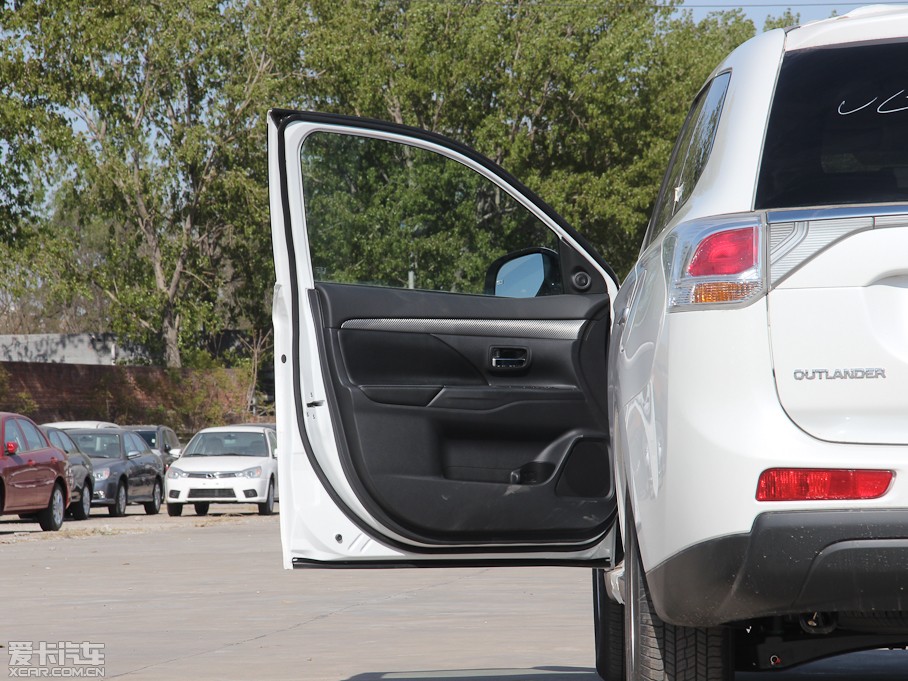 2013W{£Mڣ 2.0L (q)Ќ(do) 5