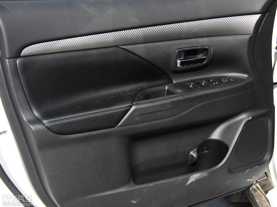 2013W{£Mڣ 2.0L 򌶼Ќ 5