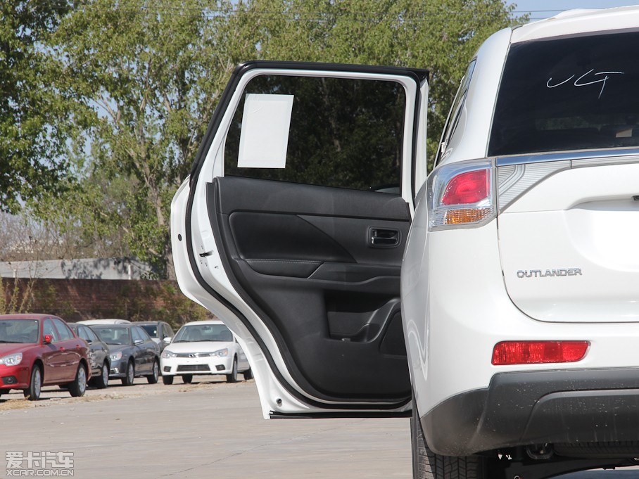 2013W{£Mڣ 2.0L 򌶼Ќ 5