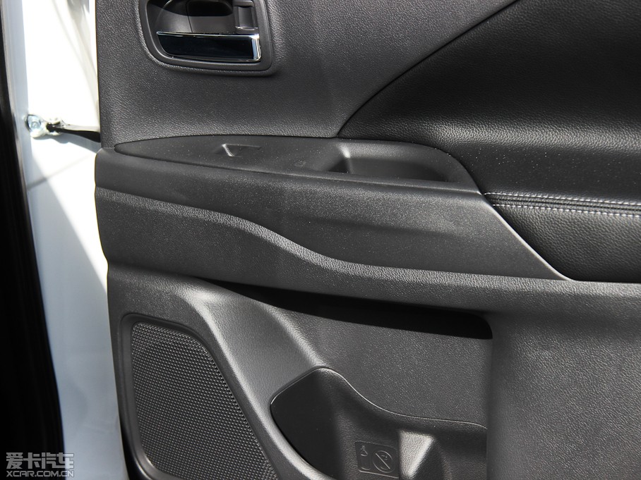 2013W{£Mڣ 2.0L 򌶼Ќ 5