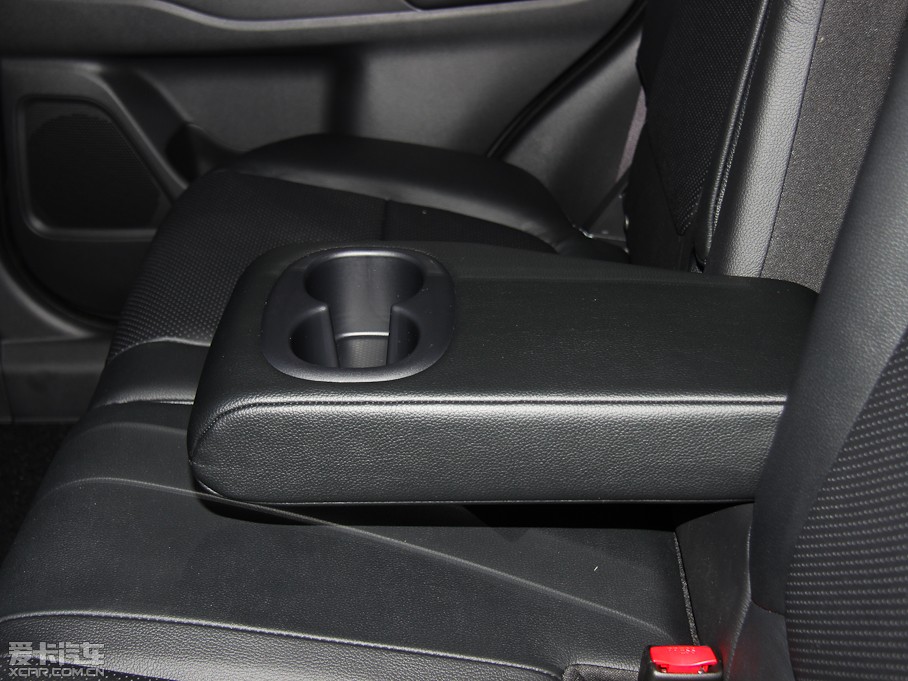 2013W{£Mڣ 2.0L (q)Ќ 5