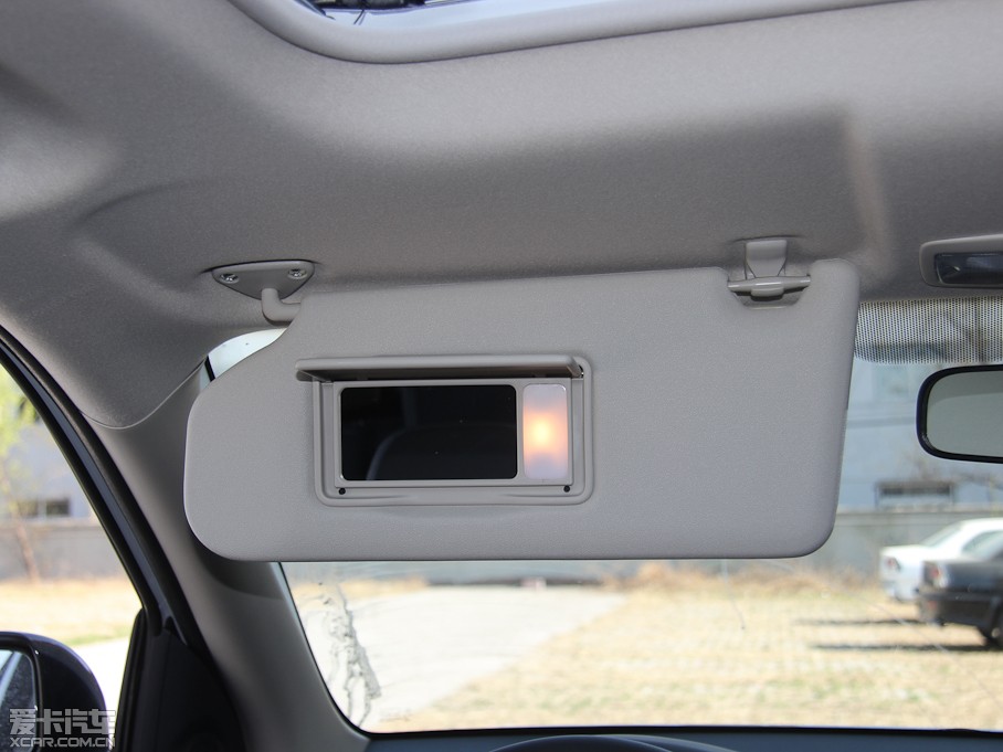 2013W{£Mڣ 2.0L 򌶼Ќ 5