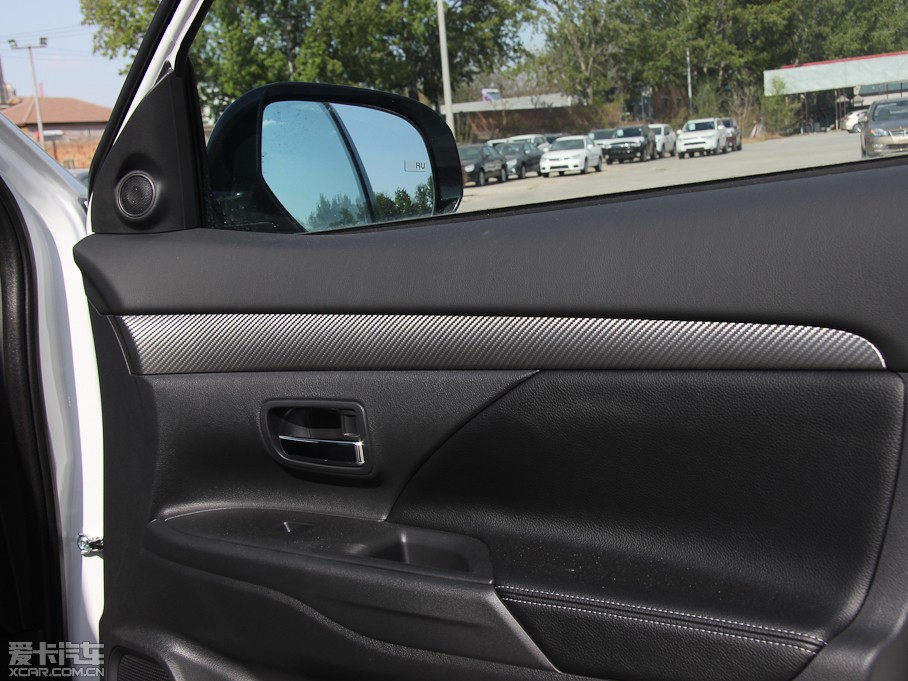 2013W{£Mڣ 2.0L 򌶼Ќ 5