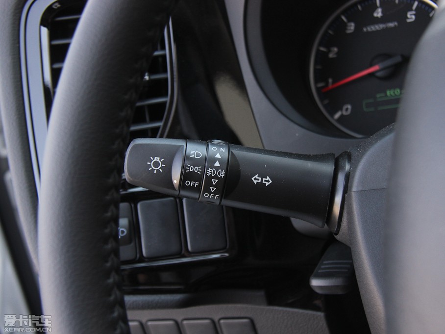 2013W{£Mڣ 2.0L 򌶼Ќ 5