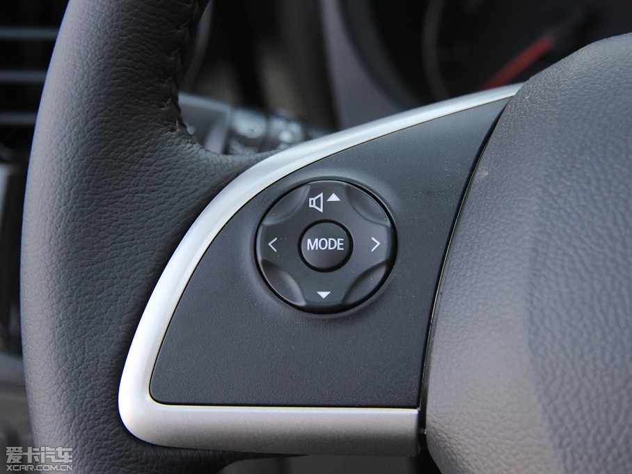 2013W{(ln)£M(jn)ڣ 2.0L (q)Ќ(do) 5