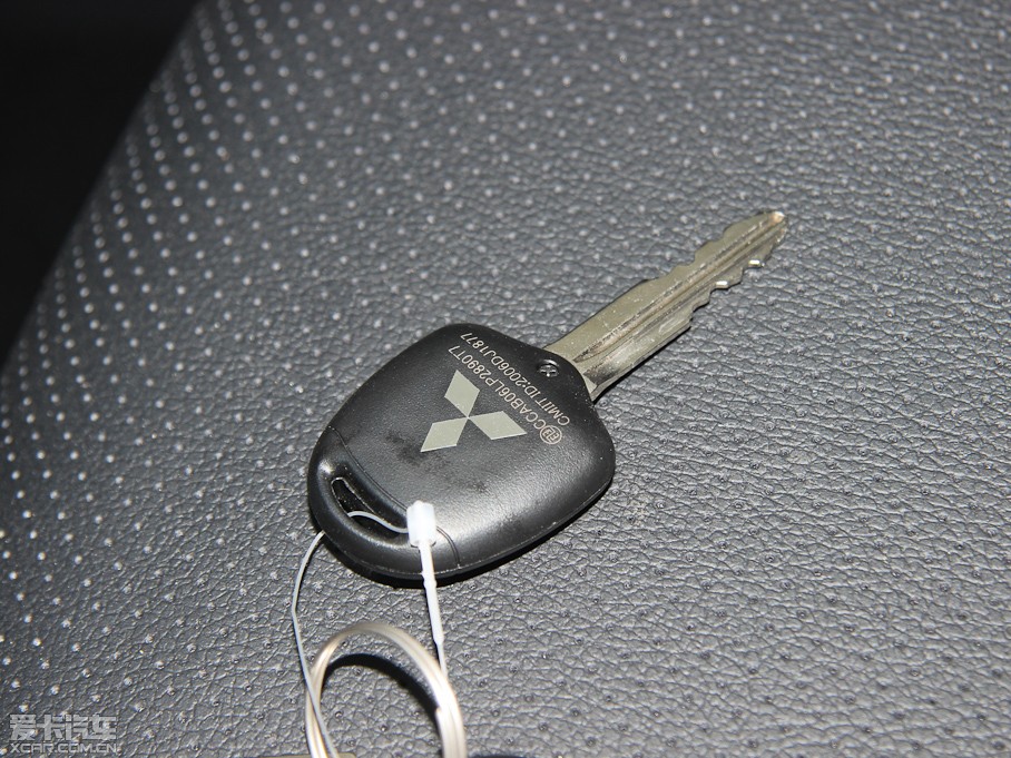 2013W{£Mڣ 2.0L 򌶼Ќ 5