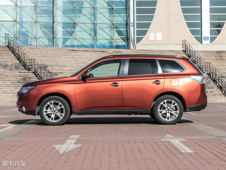 2013W{£Mڣ 2.4L (q)ӢGT 7