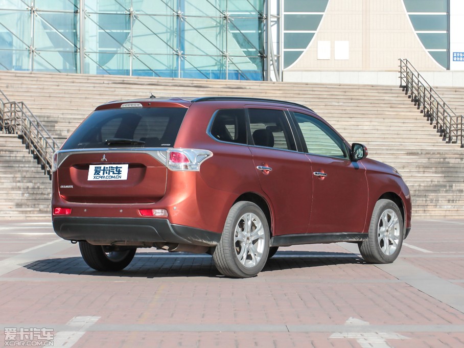 2013W{(ln)£M(jn)ڣ 2.4L (q)ӢGT 7