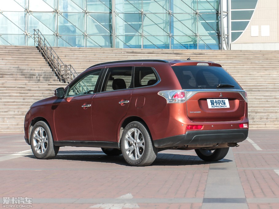 2013W{£Mڣ 2.4L 򌾫ӢGT 7