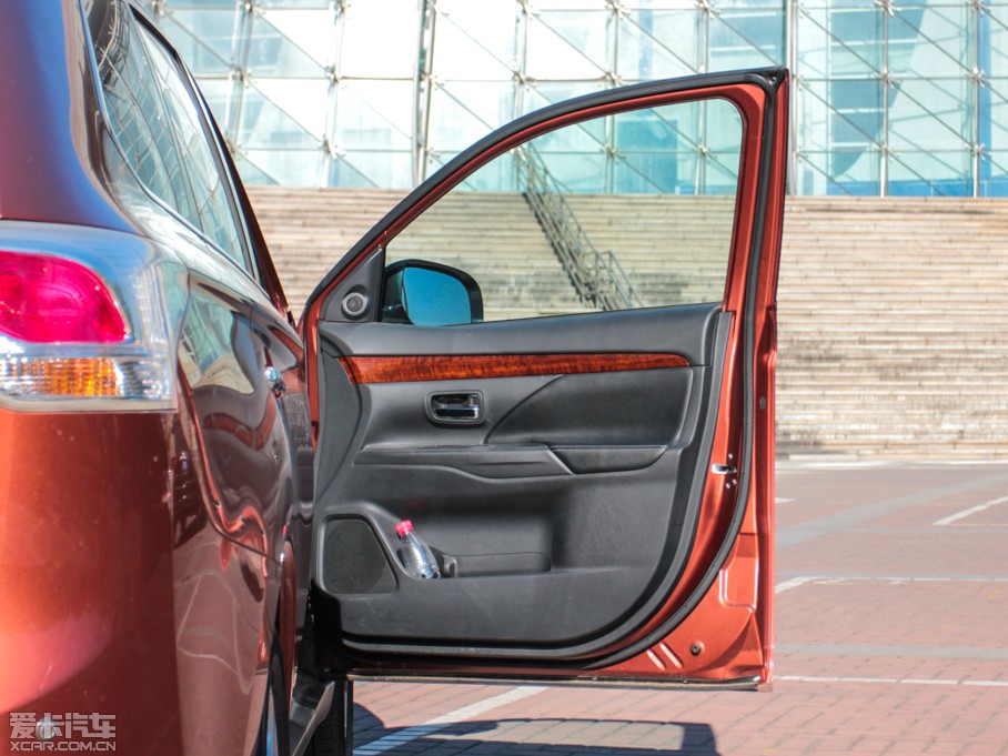 2013W{£Mڣ 2.4L 򌾫ӢGT 7