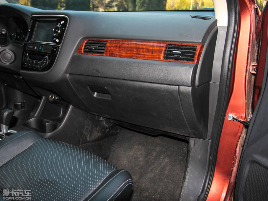 2013W{£Mڣ 2.4L 򌾫ӢGT 7