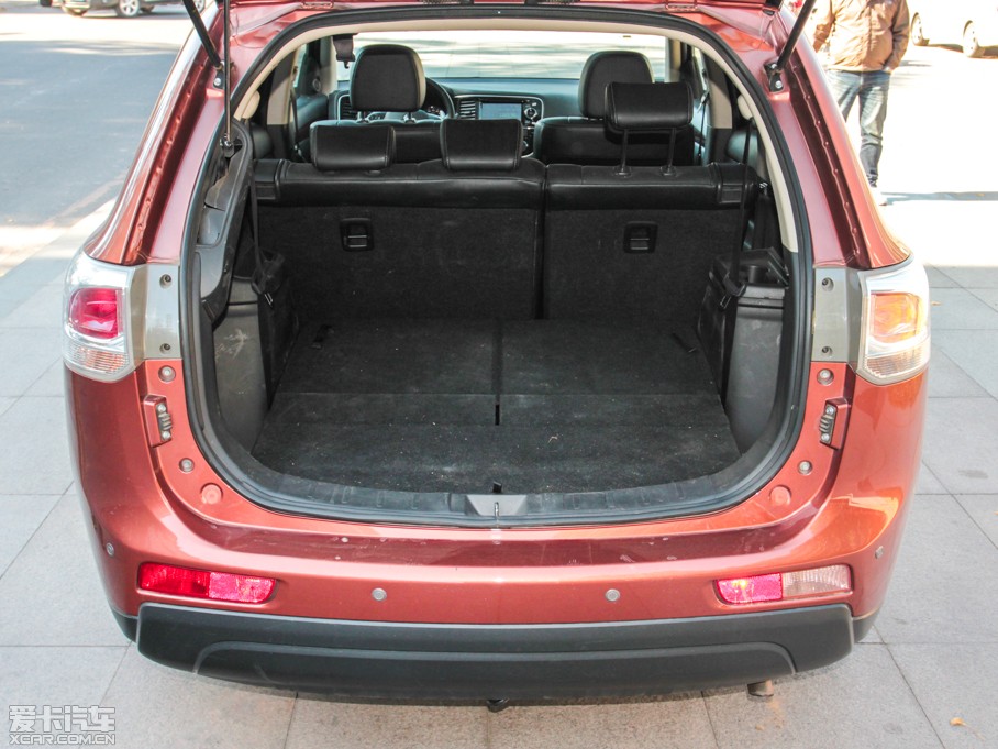 2013W{£Mڣ 2.4L 򌾫ӢGT 7