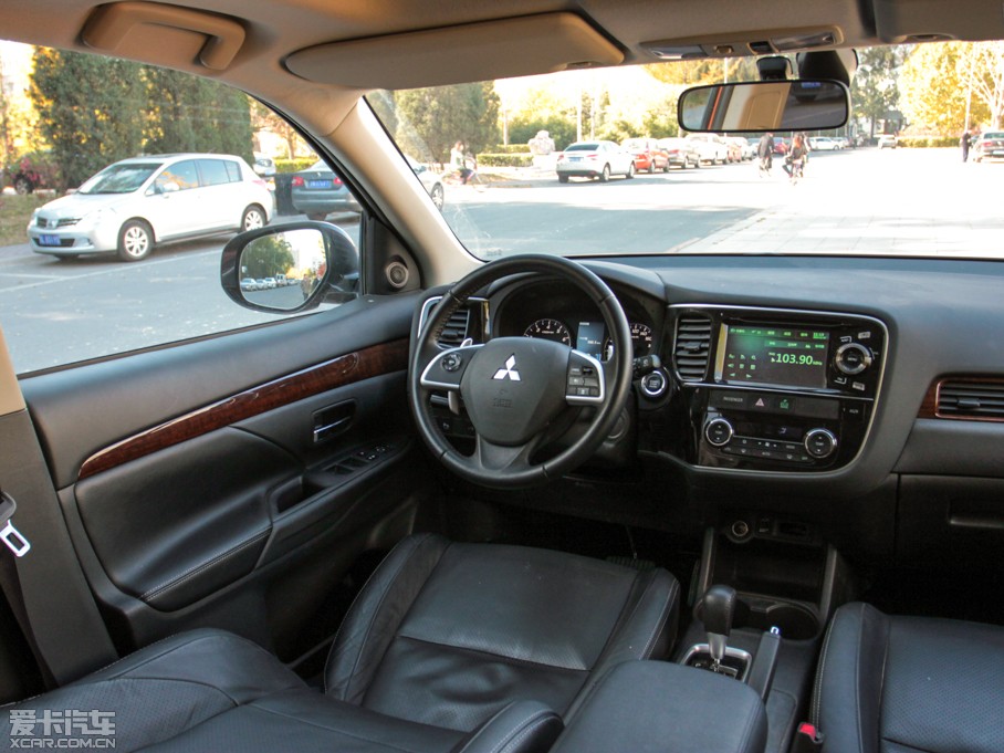 2013W{(ln)£M(jn)ڣ 2.4L (q)ӢGT 7