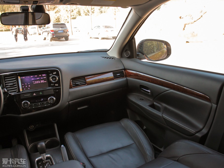 2013W{£Mڣ 2.4L 򌾫ӢGT 7