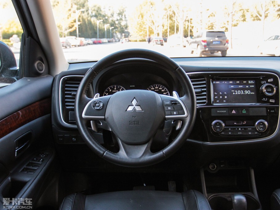 2013W{£Mڣ 2.4L 򌾫ӢGT 7