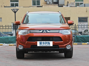 20132.4L 򌾫ӢGT 7 ǰ