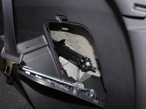 20132.4L 򌾫ӢGT 7 g