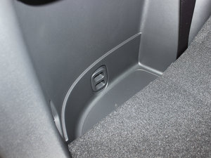 20132.4L 򌾫ӢGT 7 g