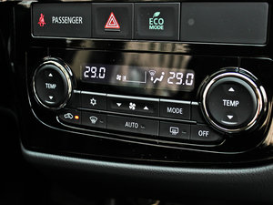 20132.4L 򌾫ӢGT 7 п؅^