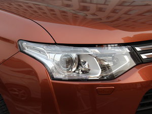 20132.4L 򌾫ӢGT 7 ^