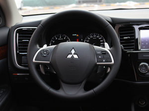 20132.4L 򌾫ӢGT 7 P