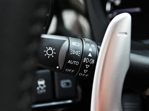 20132.4L 򌾫ӢGT 7 п؅^