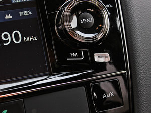 20132.4L 򌾫ӢGT 7 п؅^