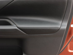 20132.4L 򌾫ӢGT 7 g