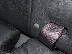 20132.4L 򌾫ӢGT 7 g