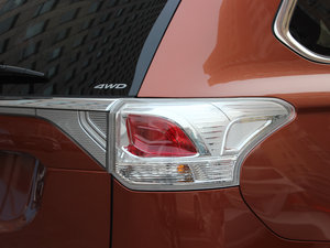 20132.4L 򌾫ӢGT 7 ^