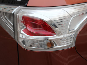 20132.4L 򌾫ӢGT 7 ^