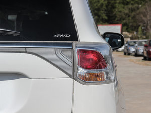 20132.0L (q)Ќ(do) 5 β