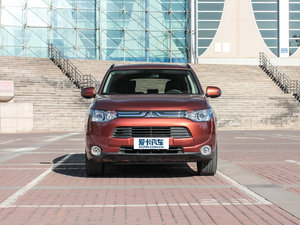 20132.4L 򌾫ӢGT 7 ǰ