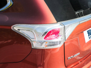 20132.4L 򌾫ӢGT 7 ^