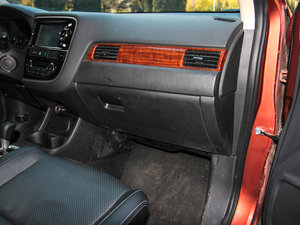 20132.4L (q)ӢGT 7 g