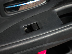 20132.4L (q)ӢGT 7 п؅^(q)