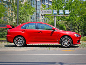2012款2.0T Evolution BBS 整体外观