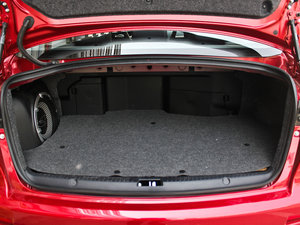 2012款2.0T Evolution BBS 行李厢空间