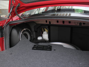 2012款2.0T Evolution BBS 空间座椅