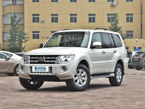 2014款3.0L 自动精英超越版 整体外观