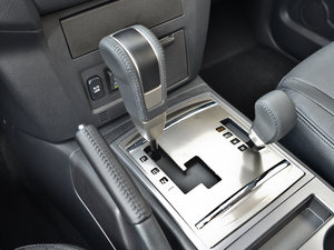 2014款3.0L 自动精英超越版 换挡杆