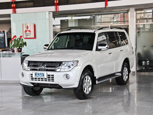 2014款3.0L 自动精英版 左前45度