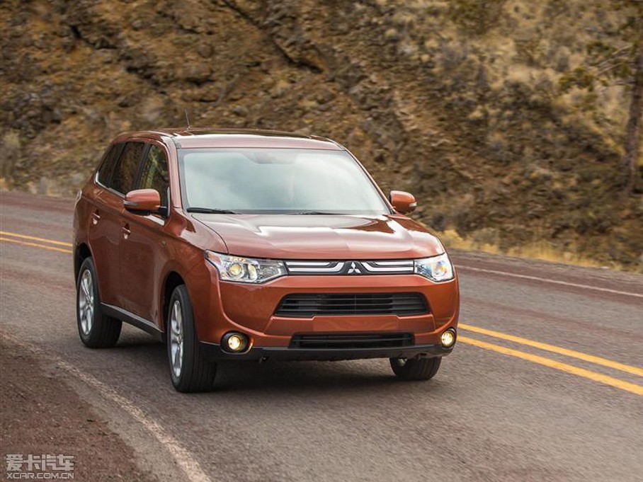 2014W{£Mڣ US-Version