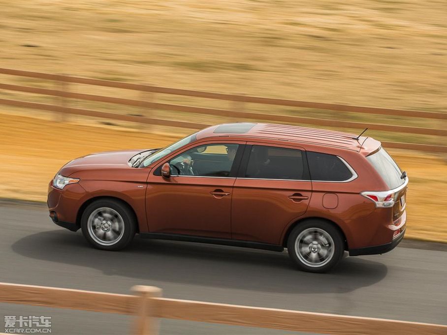 2014W{(ln)£M(jn)ڣ US-Version