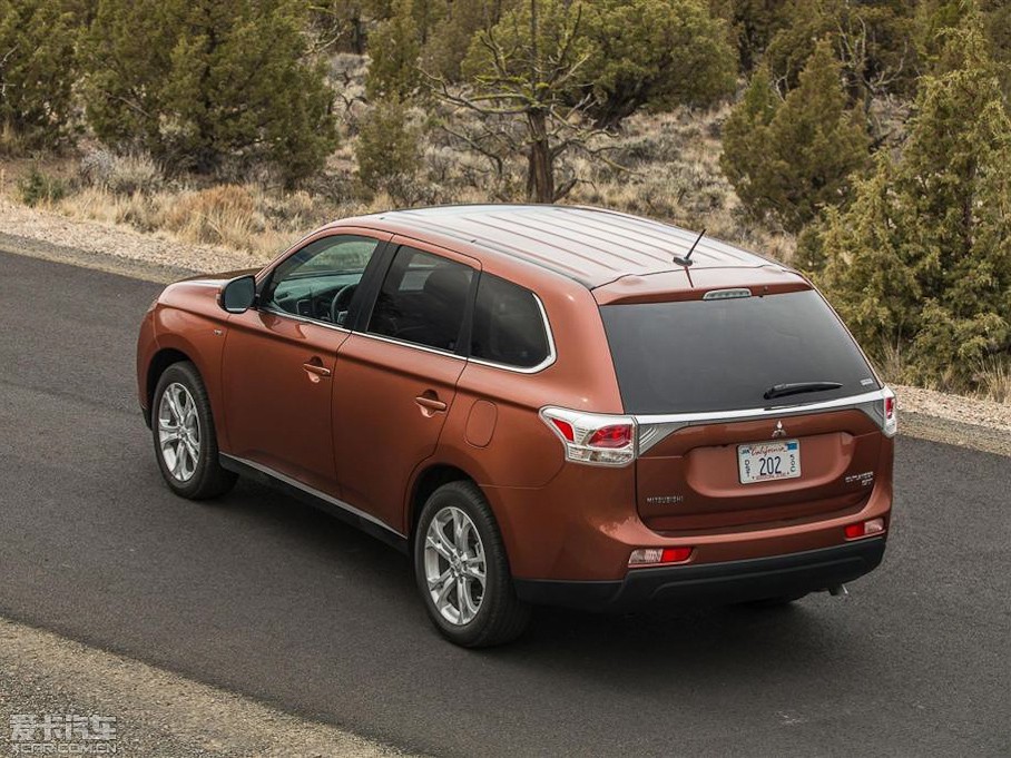 2014W{(ln)£M(jn)ڣ US-Version