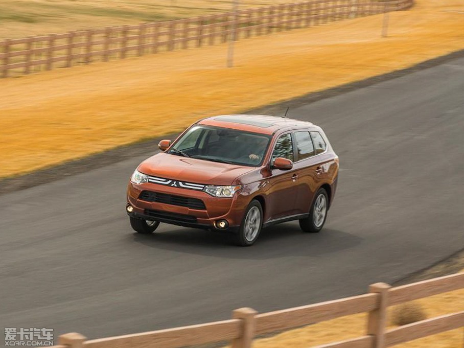 2014W{£Mڣ US-Version